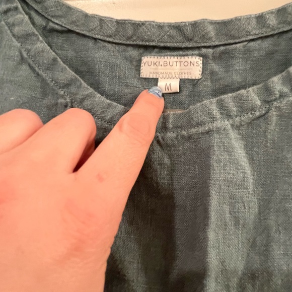 Yuki Buttons Handmade Clothes Crop Top with Heart - Picture 3 of 4